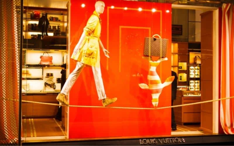 Louis-Vuitton-Store-Window