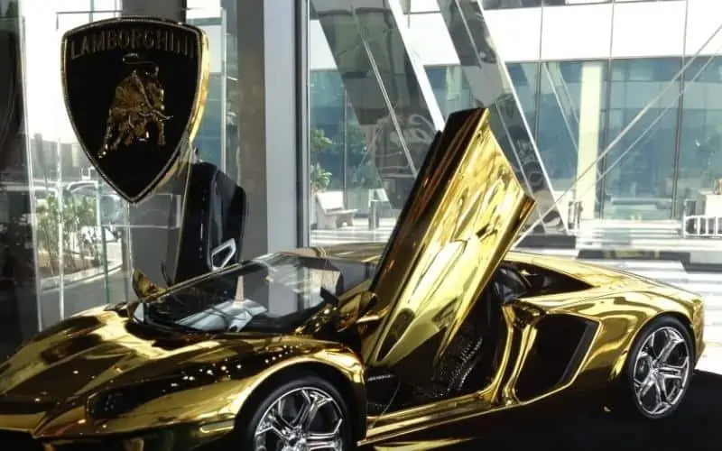 The-Gold-Lamborghini-Aventador-Model-Car