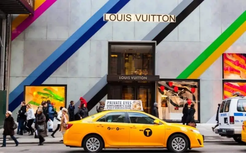 Louis-Vuitton-Flagship-store