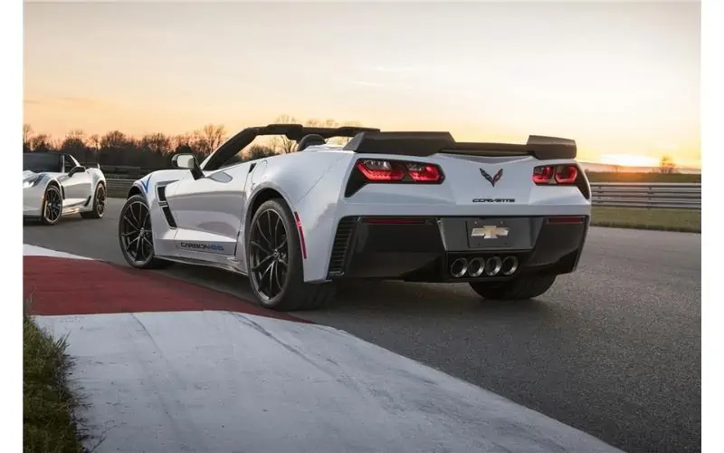 2018-Chevrolet-Corvette-Carbon-65-Edition