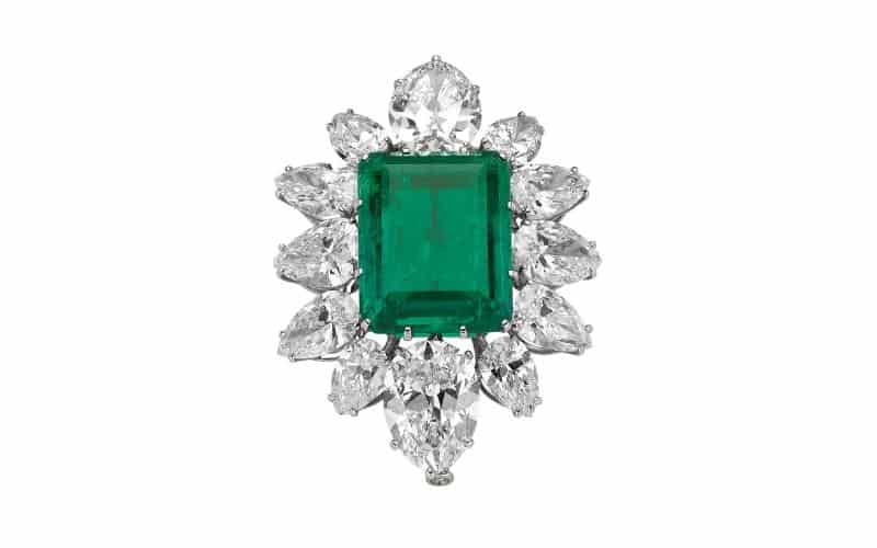 Elizabeth-Taylor's-Bulgari-Emerald-Brooch