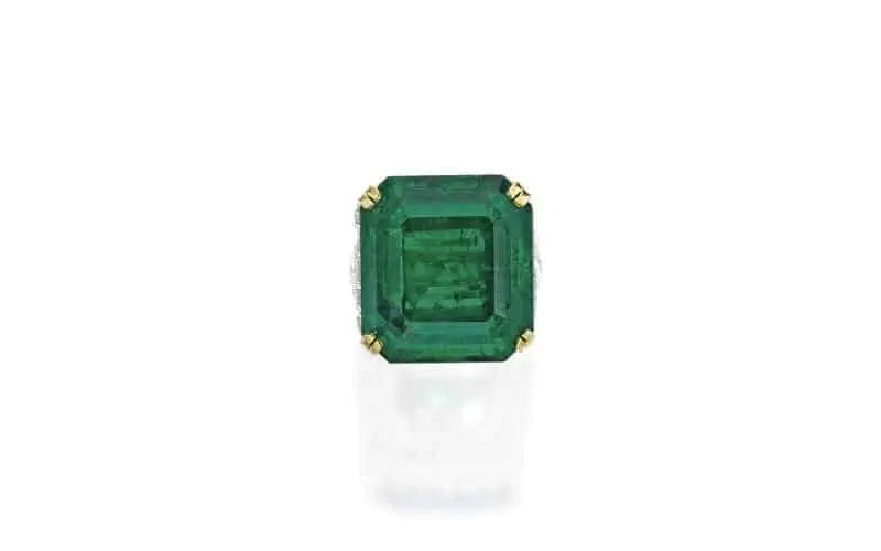 Emerald-and-Diamond-Ring