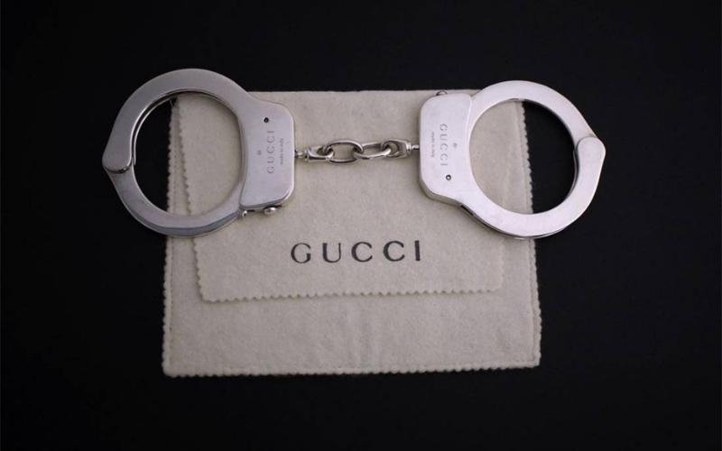 Gucci-Handcuffs-by-Tom-Ford