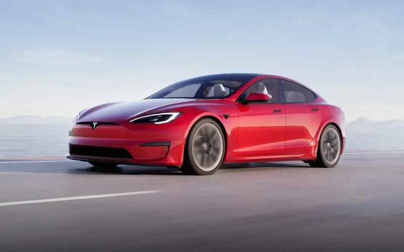 2023-Tesla-Model-S-Plaid